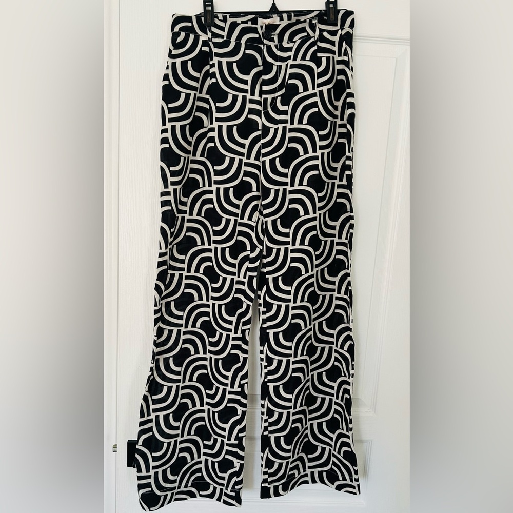 Stylish Black and White Patterned Women's Wide Leg Pants